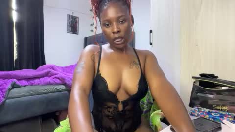 soft_nicole online show from March 14, 12:32 pm