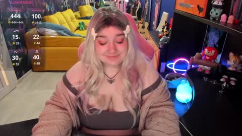 Sofie online show from December 21, 6:52 am