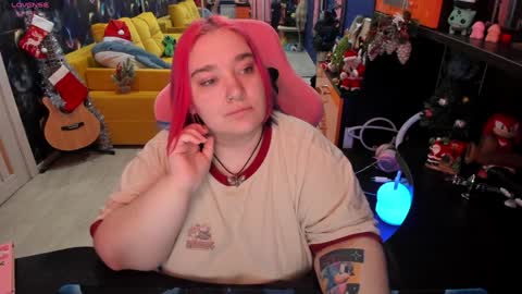 Sofie online show from December 25, 5:37 am