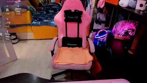 Sofie online show from March 11, 4:18 am