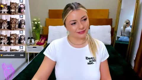 Snapshot of softpleasurex1 chatting on January 31, 6:46 am Softpleasurex online show from January 31, 6:46 am