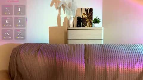 Snapshot of softrebel chatting on December 16, 3:39 pm sofia online show from December 16, 3:39 pm