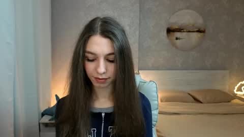 Kelly online show from September 18, 3:58 pm