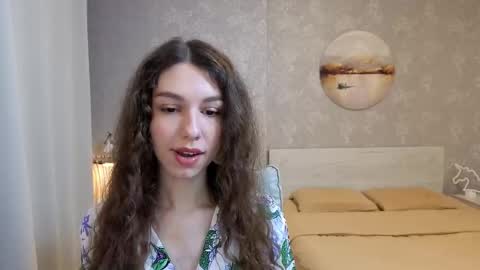 Kelly online show from February 25, 4:27 pm