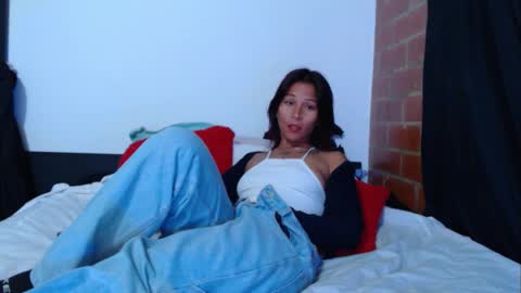  Sofy  online show from December 14, 8:57 pm