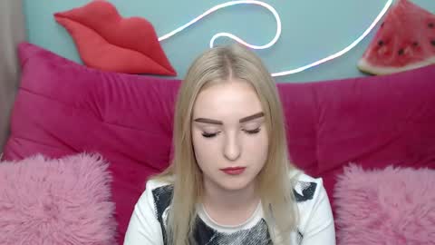 sofysoft online show from November 18, 5:34 am