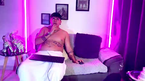 sol_and_andy2 online show from June 23, 6:11 am