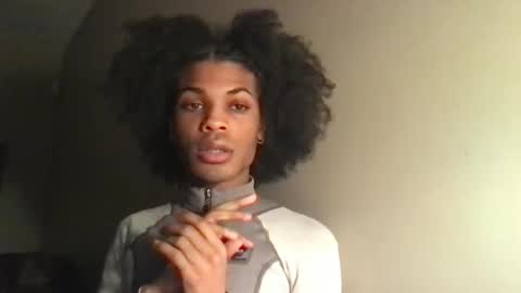 Snapshot of solaceeve chatting on November 1, 11:29 pm SolaceEve online show from November 1, 11:29 pm