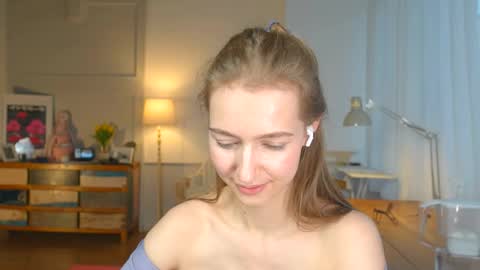 Bella online show from January 30, 3:29 pm