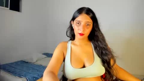 Snapshot of solar_moonie chatting on October 10, 5:17 am Moonie online show from October 10, 5:17 am