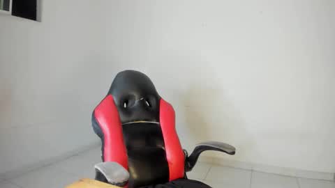 Snapshot of solar_moonie chatting on November 7, 5:40 am Moonie online show from November 7, 5:40 am