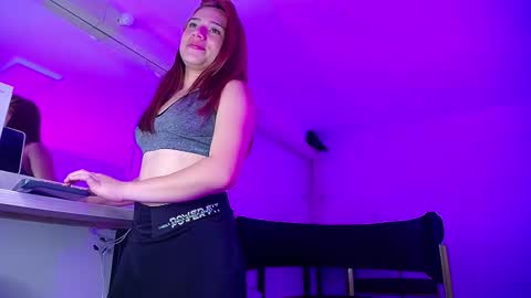 solara online show from November 4, 8:52 pm