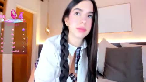 Snapshot of solavelar chatting on October 23, 3:50 am Sol Avelar online show from October 23, 3:50 am