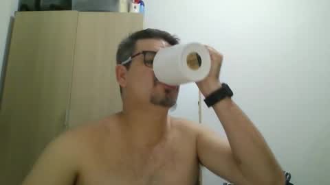 Snapshot of solitariodf2022 chatting on September 15, 8:14 am solitariodf2022 online show from September 15, 8:14 am