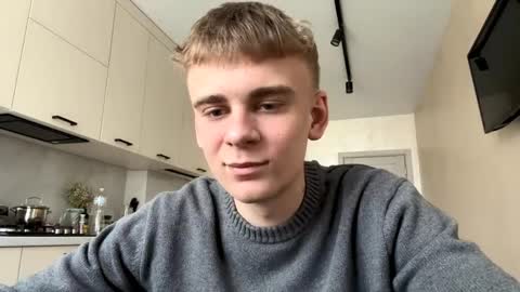 Jett online show from April 3, 10:35 am