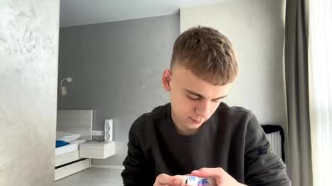 Jett online show from April 18, 9:35 am