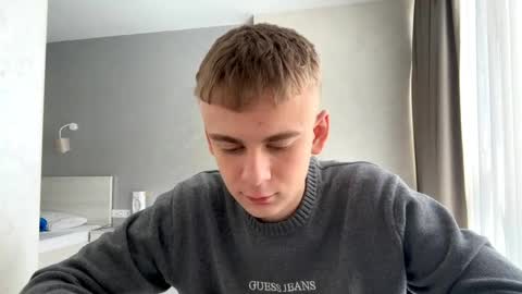 Jett online show from April 22, 8:39 am