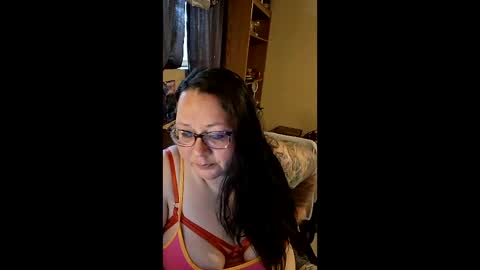 Snapshot of sologirl81 chatting on March 20, 4:34 pm sologirl81 online show from March 20, 4:34 pm