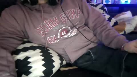 Snapshot of solosolosolo99 chatting on January 19, 2:36 am whiterabbit online show from January 19, 2:36 am