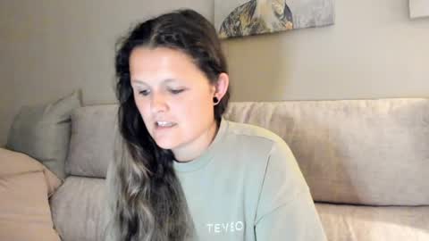 SomeonesDay online show from April 13, 9:09 pm