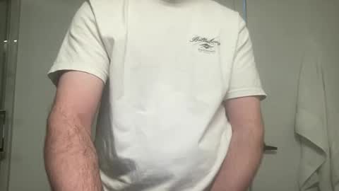 Snapshot of someoneyoudontsee chatting on October 1, 1:50 pm someoneyoudontsee online show from October 1, 1:50 pm