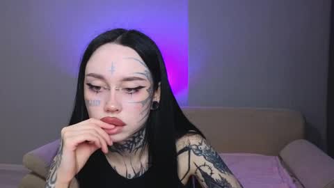 somniya online show from April 17, 9:07 pm