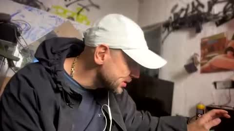 Snapshot of son_e_blacc chatting on July 21, 6:27 am Soni online show from July 21, 6:27 am