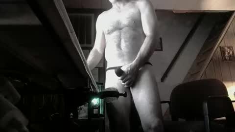 Snapshot of sonevrazor chatting on December 18, 2:06 am sonevrazor online show from December 18, 2:06 am