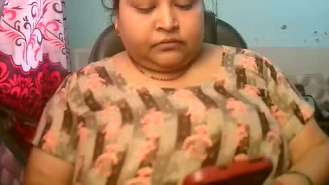Snapshot of soni88888 chatting on May 3, 4:07 am soni88888 online show from May 3, 4:07 am