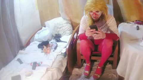 SoniaHiddenCD online show from February 1, 11:36 pm