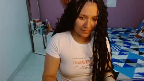 sonialatin69 online show from December 27, 4:54 pm