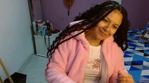 sonialatin69 online show from December 28, 12:13 pm