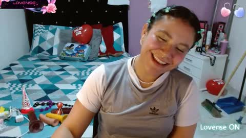 sonialatin69 online show from February 21, 10:04 pm