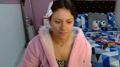 sonialatin69 online show from March 7, 2:23 pm