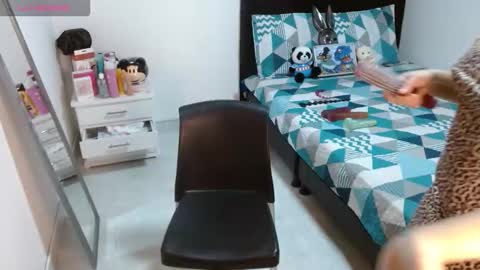 sonialatin69 online show from September 15, 12:27 pm