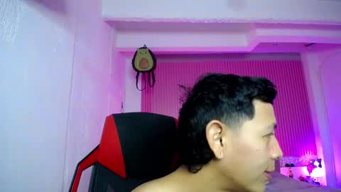 sonic_jess07 online show from March 25, 8:42 am