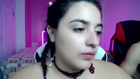 Snapshot of sonic_jess07 chatting on June 8, 1:28 am sonic_jess07 online show from June 8, 1:28 am