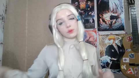 Mila online show from March 18, 4:32 pm