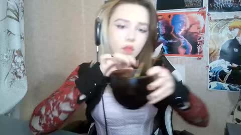 Mila online show from March 20, 4:12 pm