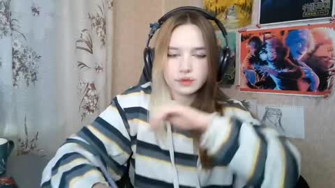 Snapshot of sonwosick chatting on April 24, 3:36 pm Mila online show from April 24, 3:36 pm