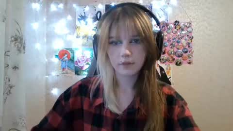 Mila online show from July 25, 3:20 pm