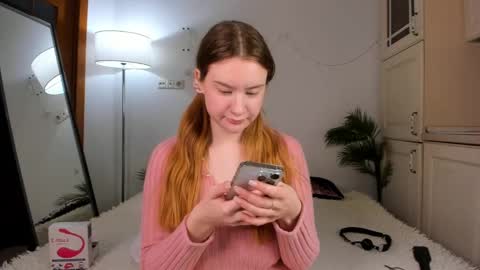 SONIA online show from February 4, 2:43 pm