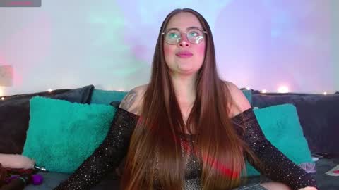 soofy online show from February 5, 2:51 am