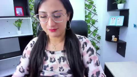 sophi_hardd online show from April 24, 3:03 pm