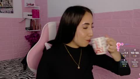 SOPHI online show from May 22, 1:39 pm