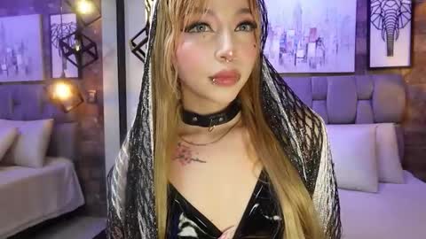 Sophia online show from December 4, 12:25 pm