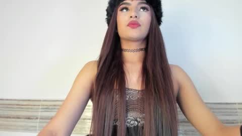 Snapshot of sophia_cambpell chatting on September 14, 9:36 pm Sophia online show from September 14, 9:36 pm