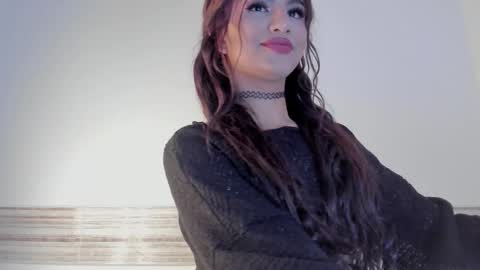 Sophia online show from November 18, 5:23 am