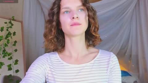 Sophia online show from February 7, 1:31 am