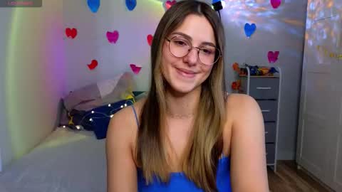 Snapshot of sophia_euphoria chatting on March 14, 7:47 am Sophia online show from March 14, 7:47 am